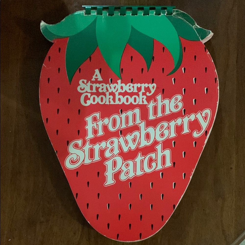 Strawberry Shaped Cookbook